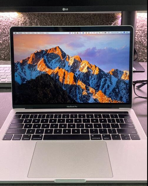 13.3 2017 MacBook Pro w/ Lacie Drive 2TB Music & Platinum Studio